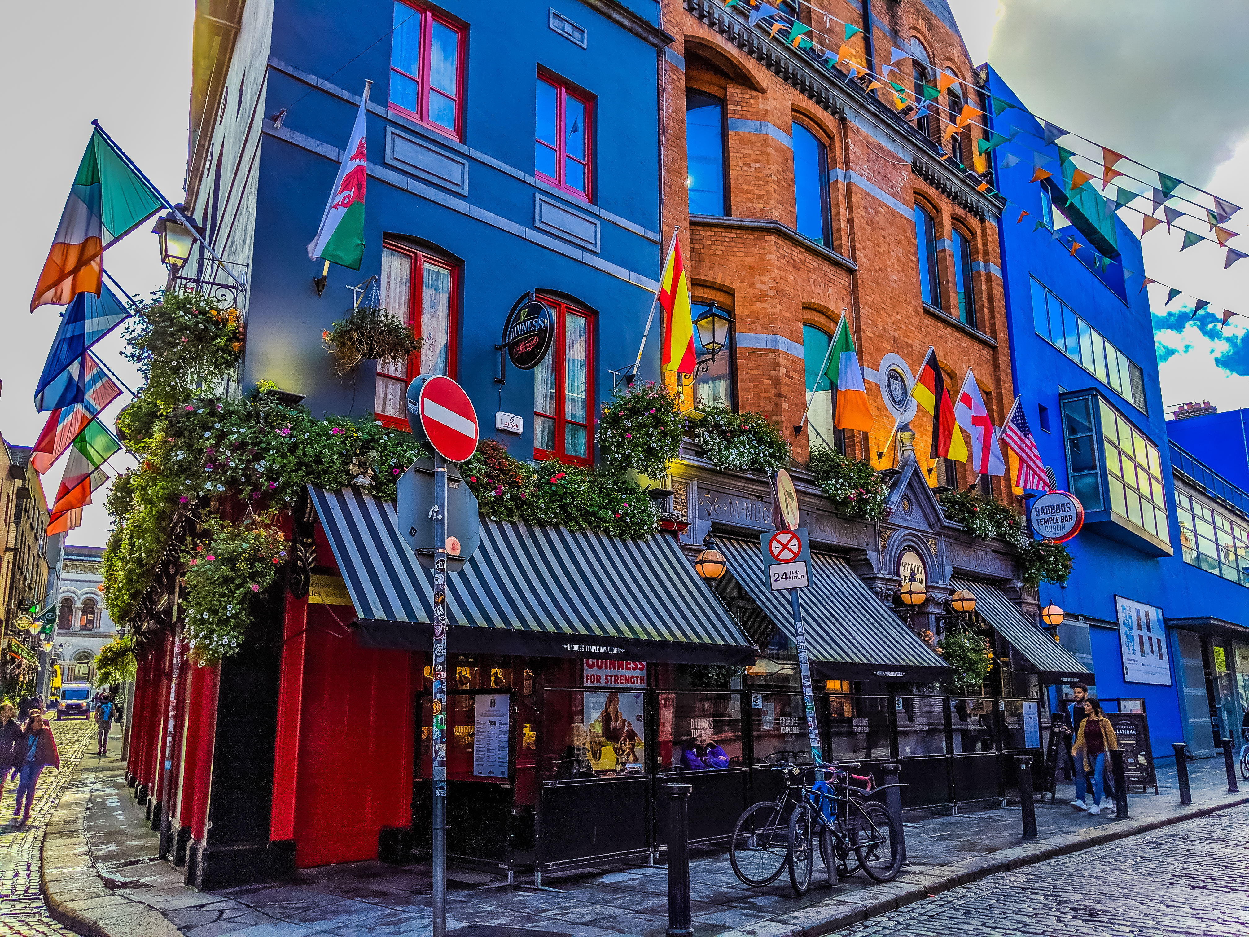 There are many things to do in Dublin, but if you aren’t interested in history, but may feel overwhelmed. Here are 10 things to do in Ireland’s capital that are more than museums.