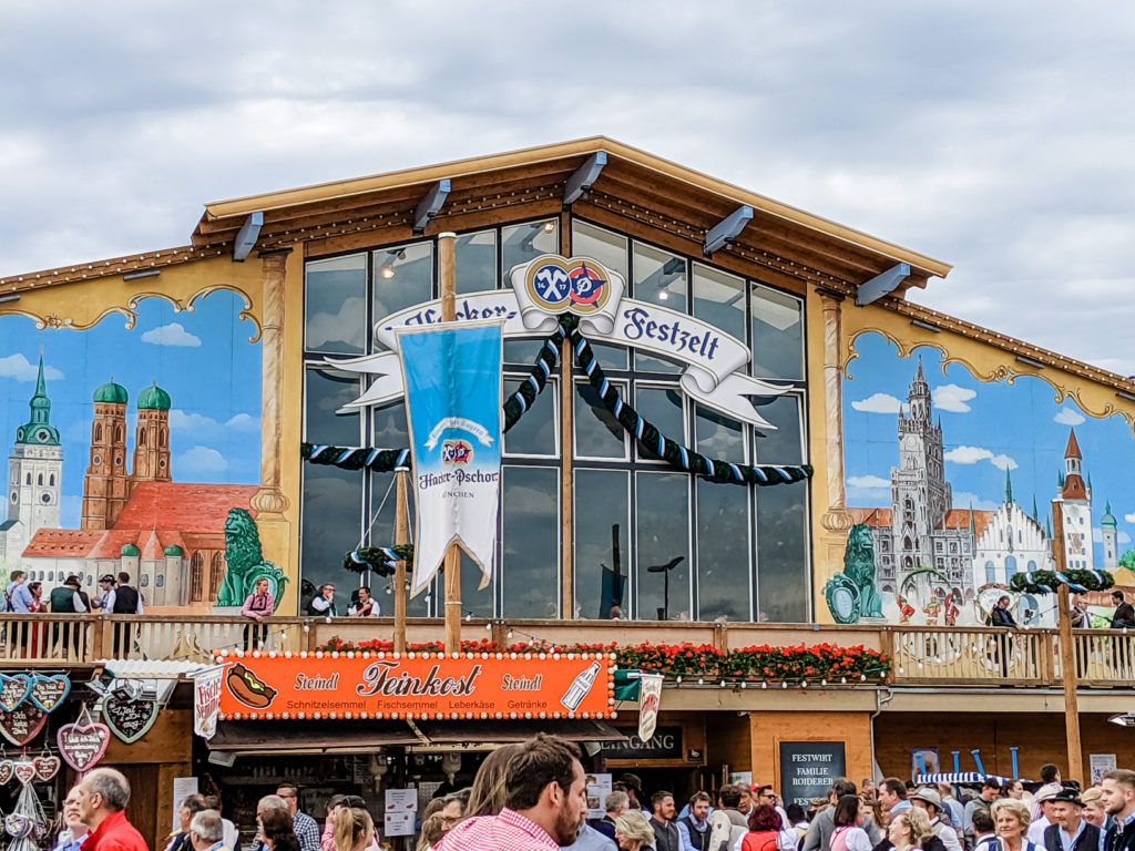 The insider’s exclusive Oktoberfest guide including tips and everything you need to know before you attend – such as budget, transportation, food, drinks, and what to do and wear.  #Oktoberfest #OktoberfestGuide